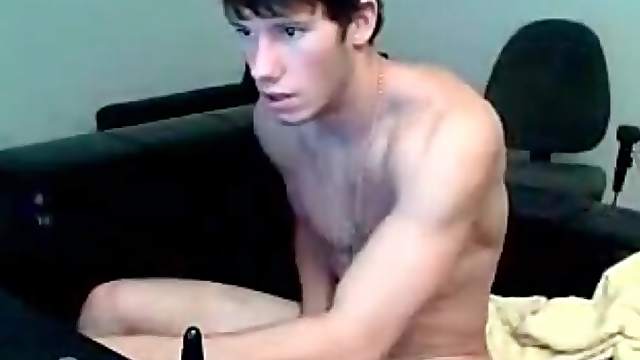 Hard body webcam boy jerks off