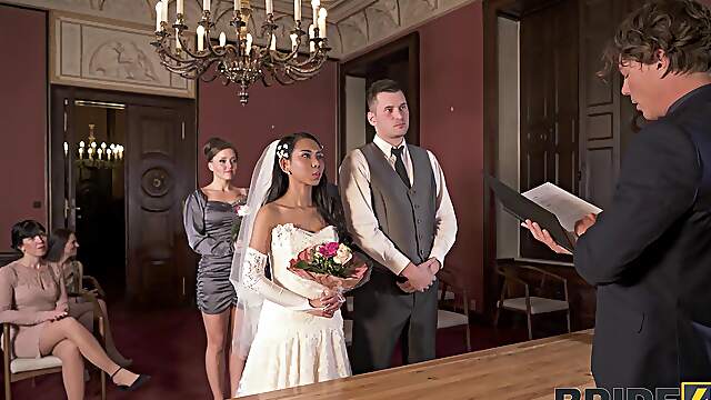 It's her wedding day and she wants to throat and fuck the minister
