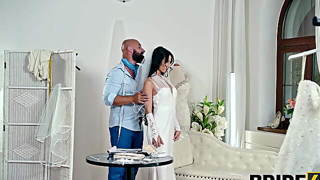 Hot bride Neeo in sensual sex with Kama Oxi