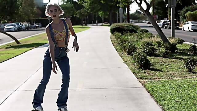 Steamy Codey & Jessie: Jeans-clad passion in every position