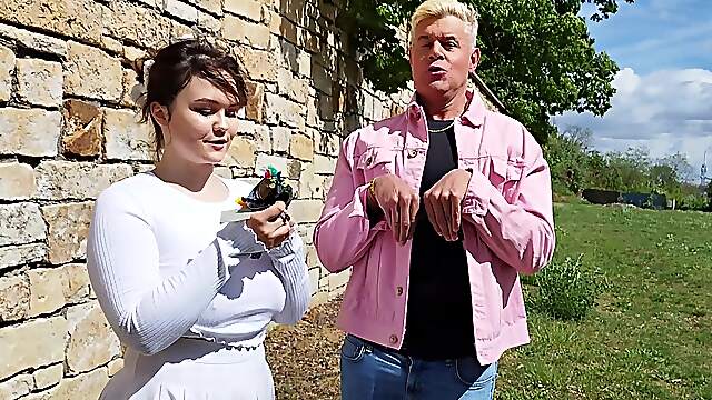 Dan's big dick pleases both MILF and blonde babe in a wild threesome