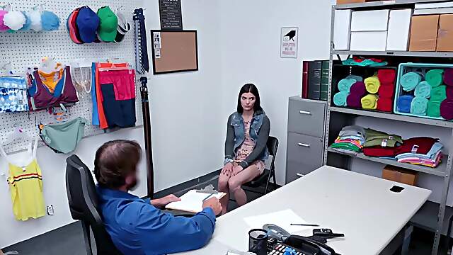 Sadie's sultry brown locks swing as Justin thrusts