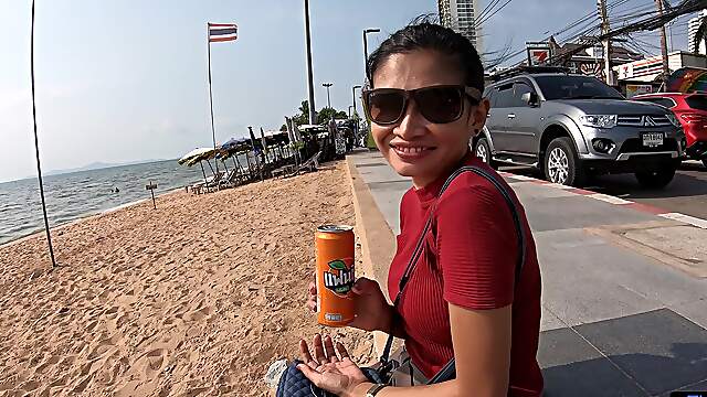 Thai babe massages and pleases with her tiny titties