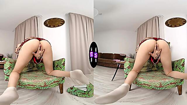 Brunette babe Kwini Kim in VR heaven, fingers deep inside, doggystyle passion ignites